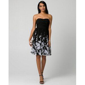 Le Château Floral Print Crêpe Chiffon Sweetheart Black / Off White Dress…
